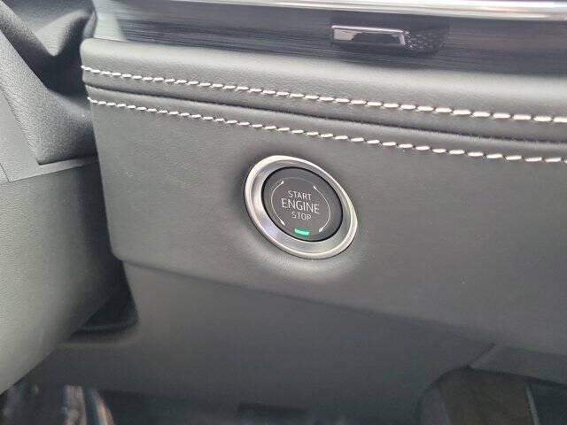 2025 Cadillac Escalade Sport Platinum