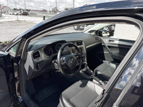 2015 Volkswagen Golf TSI S