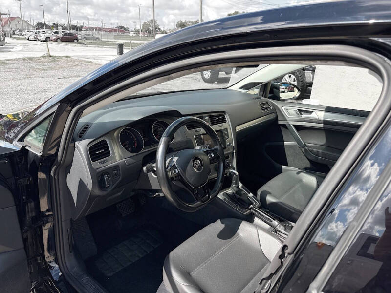 2015 Volkswagen Golf TSI S