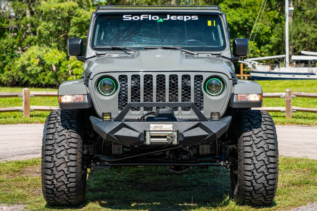 2021 JEEP Gladiator Pickup - $56,999