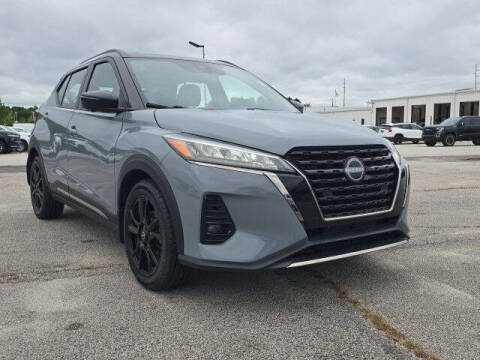 2023 Nissan Kicks SR