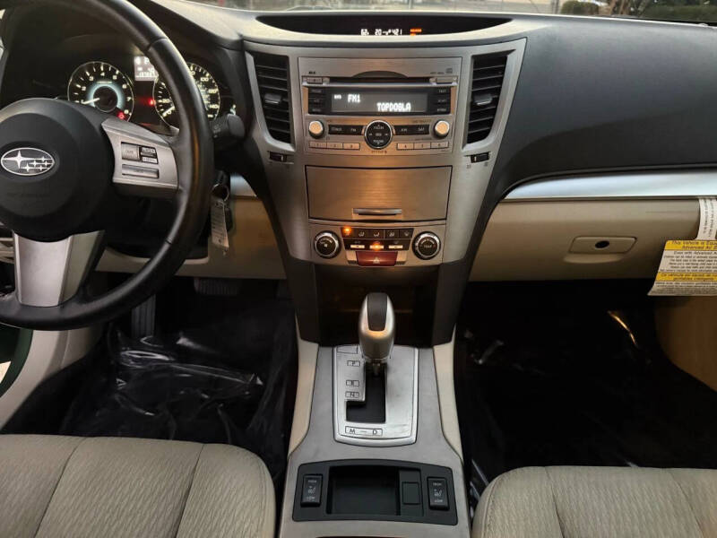 2010 Subaru Outback 2.5i Premium