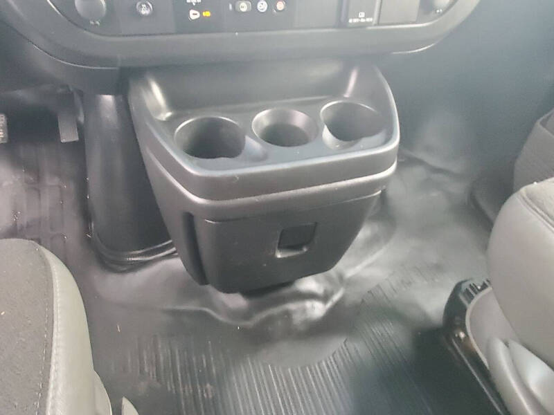 2023 Chevrolet Express 2500