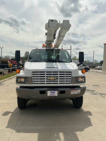 2002 Chevrolet C7500