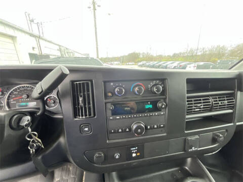 2024 GMC Savana 2500