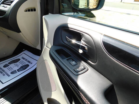 2017 Dodge Grand Caravan SXT