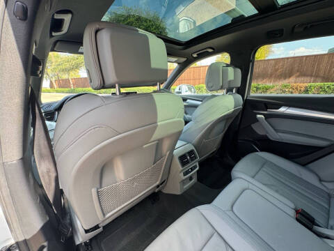 2025 Audi Q5 quattro S line Premium 45 TFSI