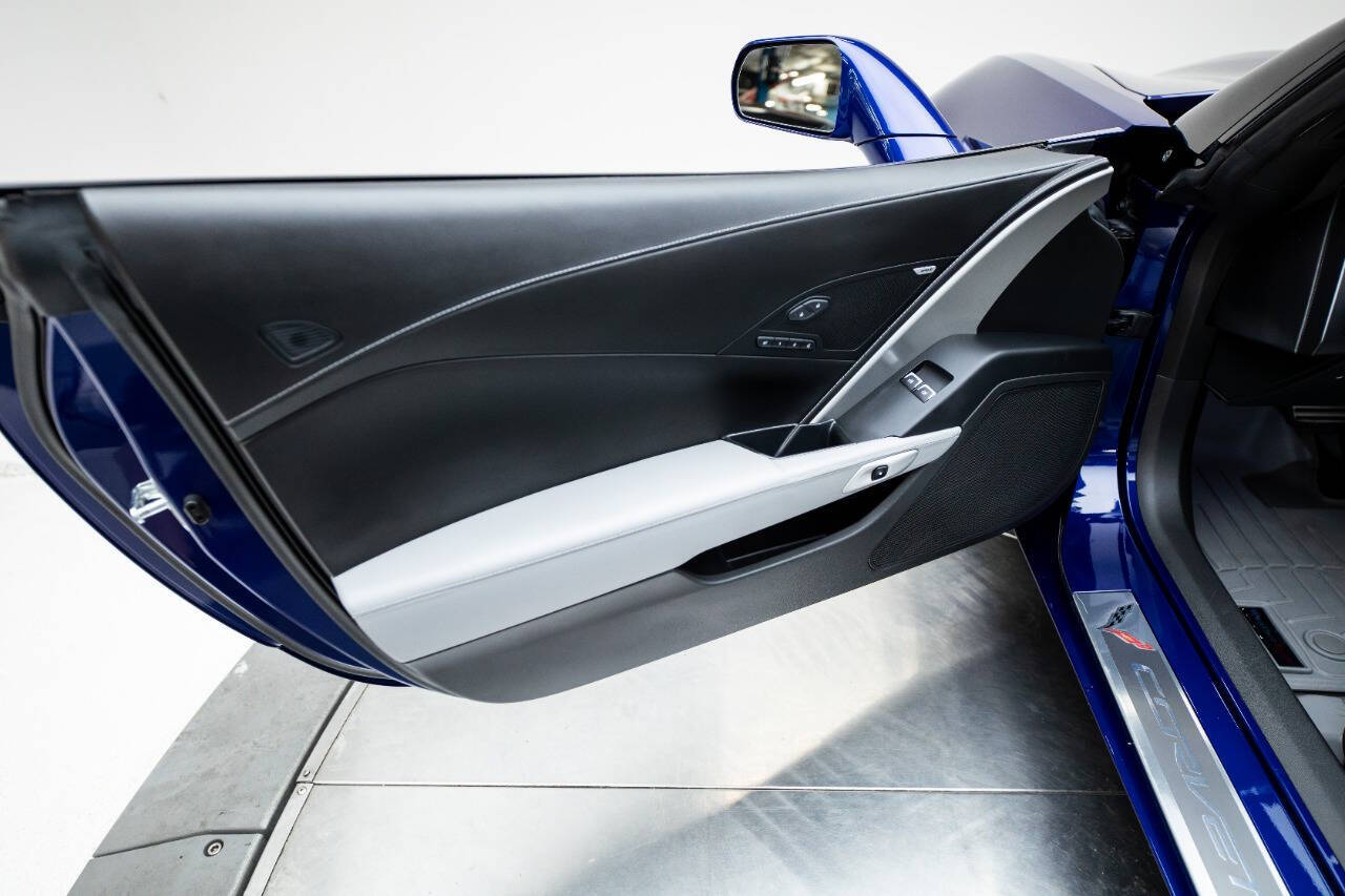 2017 Chevrolet Corvette 109