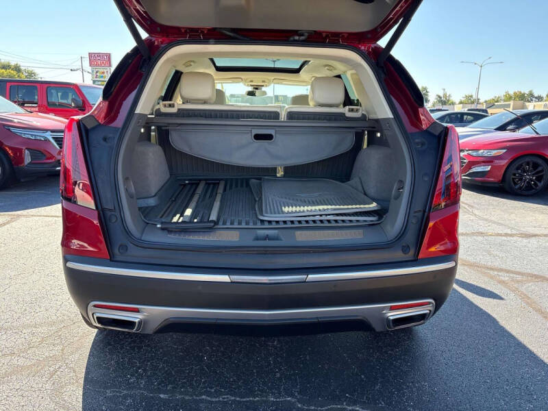 2022 Cadillac XT5 Premium Luxury