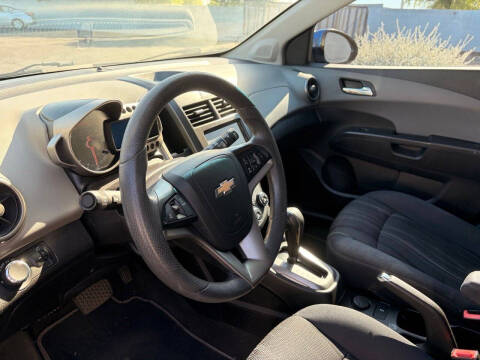 2016 Chevrolet Sonic LT Auto