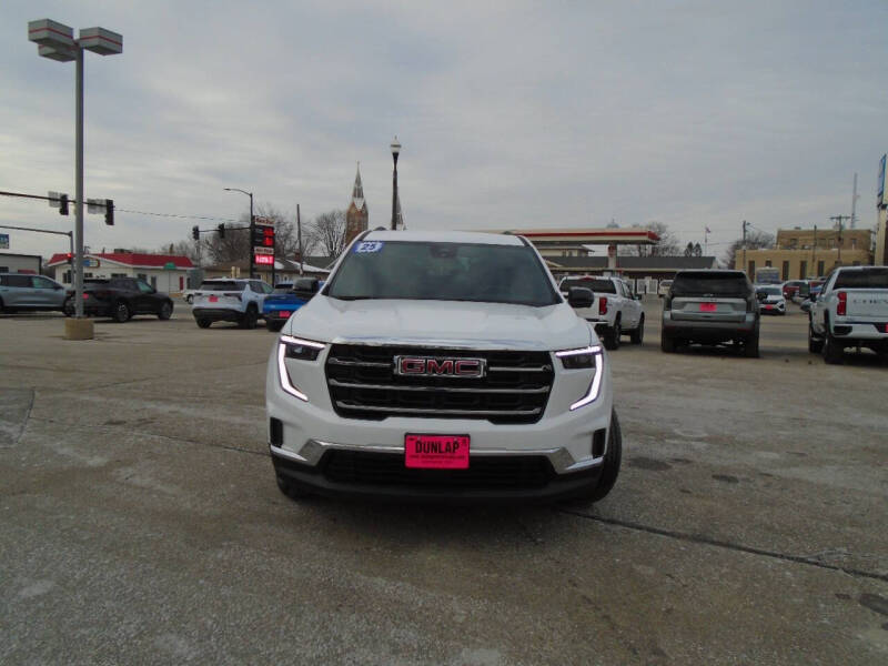 2025 GMC Acadia Elevation