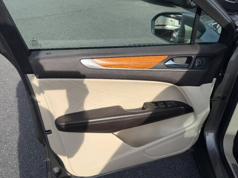 2016 Lincoln MKC Reserve