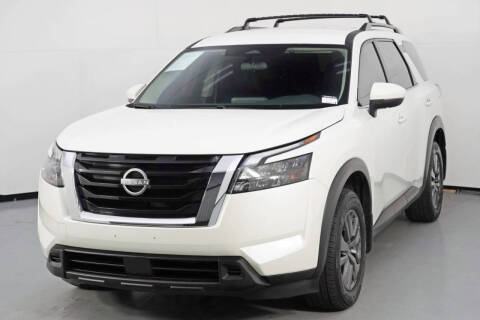 2024 Nissan Pathfinder SV