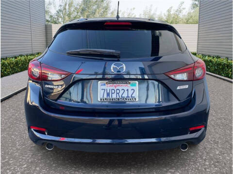 2017 Mazda MAZDA3 Touring 2.5