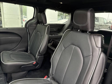 2024 Chrysler Pacifica Limited