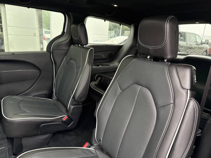 2024 Chrysler Pacifica Limited