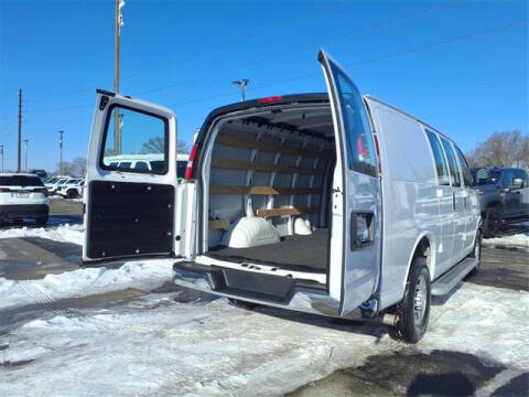 2024 Chevrolet Express 2500