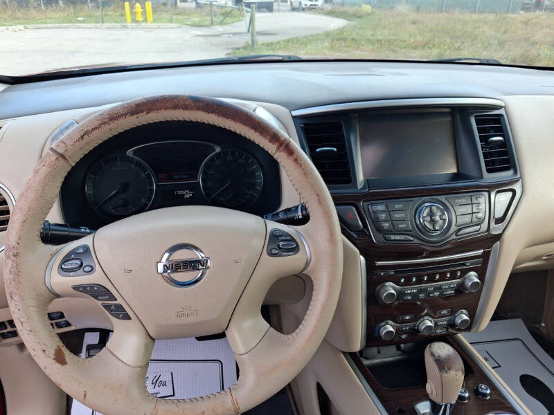 2015 Nissan Pathfinder Platinum