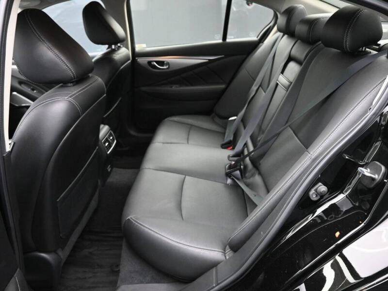 2022 Infiniti Q50 Luxe