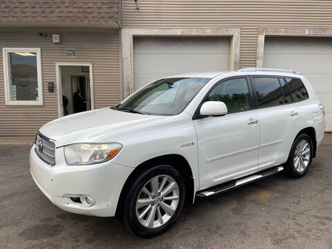 2008 Toyota Highlander Hybrid for sale at Global Auto Finance & Lease INC in Maywood IL