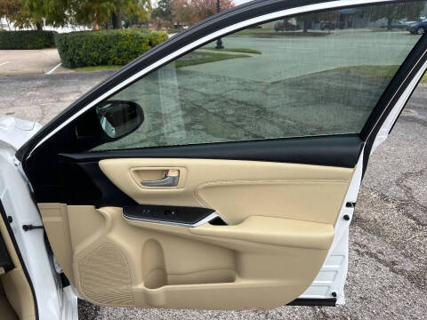 2017 Toyota Camry XLE