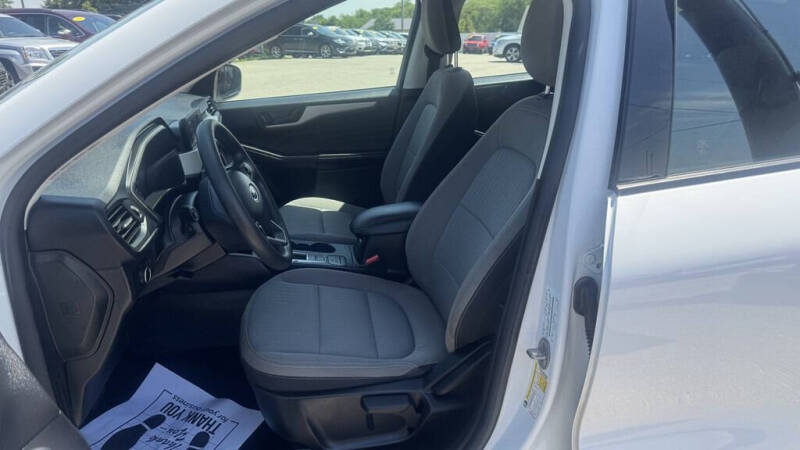 2022 Ford Escape S