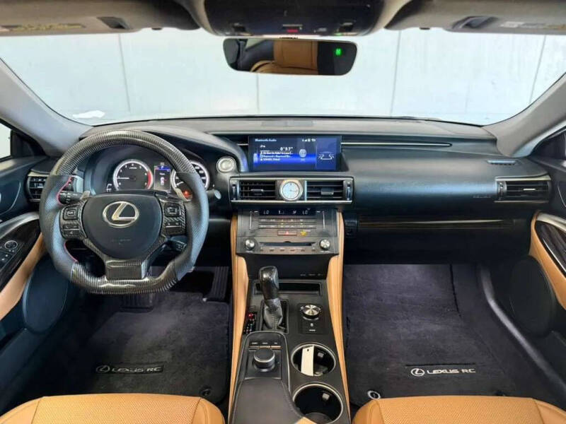 2017 Lexus RC 200t