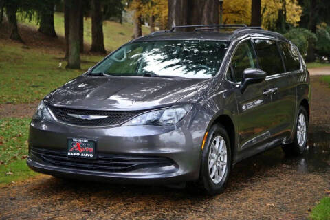 2020 Chrysler Voyager LXi