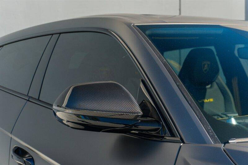 2024 Lamborghini Urus Performante