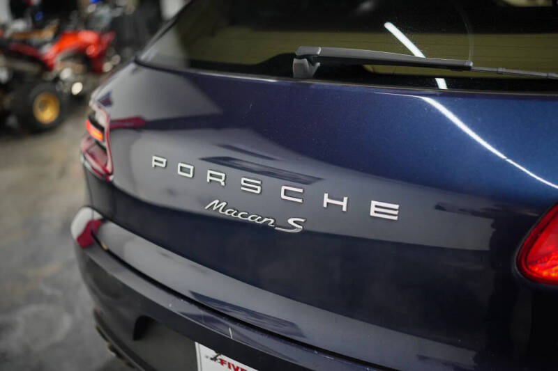 2015 Porsche Macan S