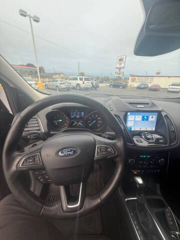 2017 Ford Escape Titanium