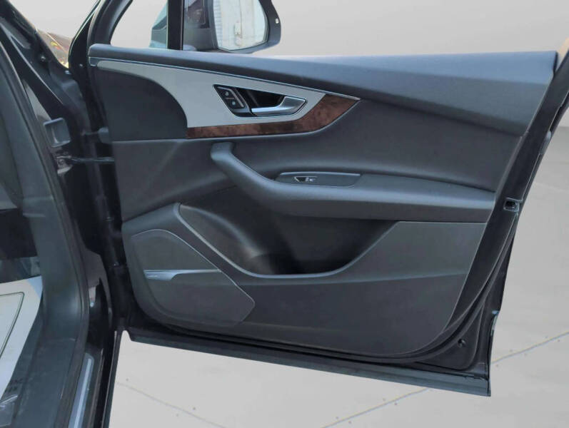 2018 Audi Q7 2.0T quattro Premium Plus