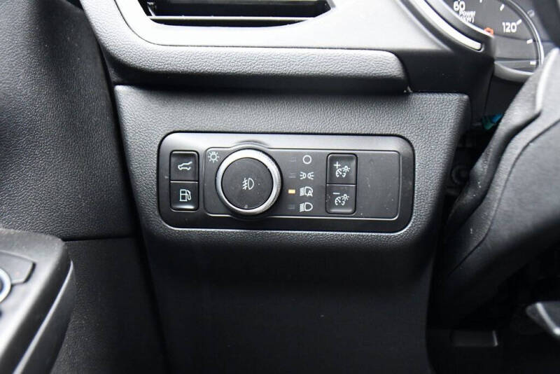 2022 Ford Escape Hybrid SEL