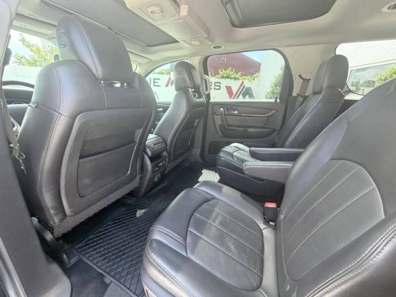2016 GMC Acadia Denali