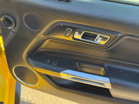 2017 Ford Mustang EcoBoost Premium
