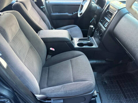 2010 Ford Explorer Sport Trac XLT