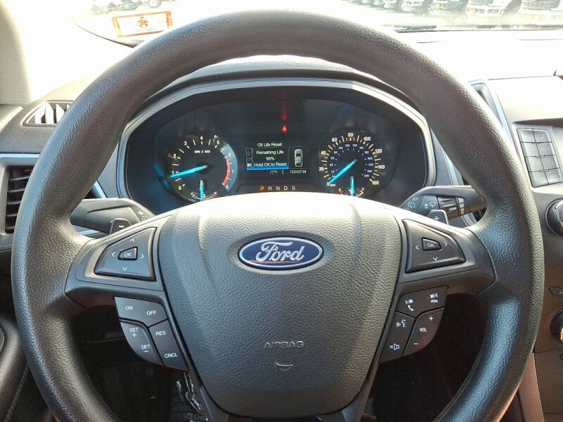 2018 Ford Edge SE