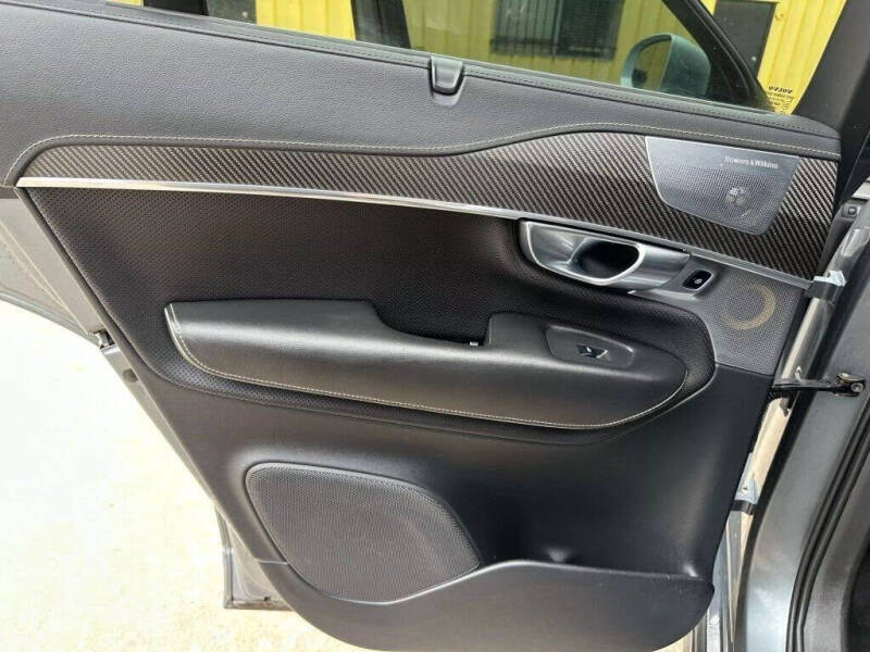 2019 Volvo XC90 T6 R-Design