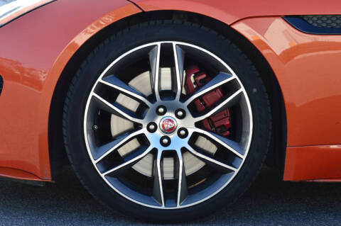 2016 Jaguar F-TYPE R