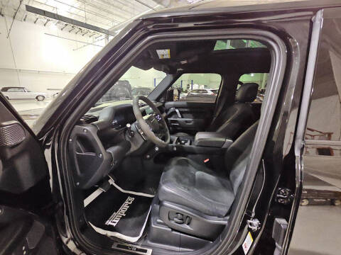 2024 Land Rover Defender 110