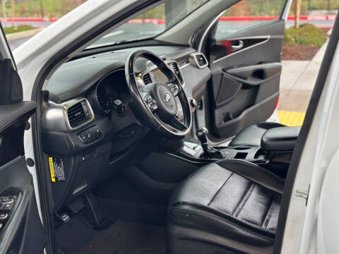 2017 Kia Sorento EX V6