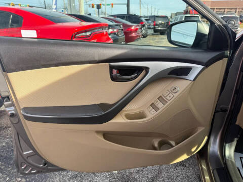 2012 Hyundai Elantra