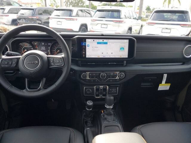 2025 Jeep Gladiator High Tide