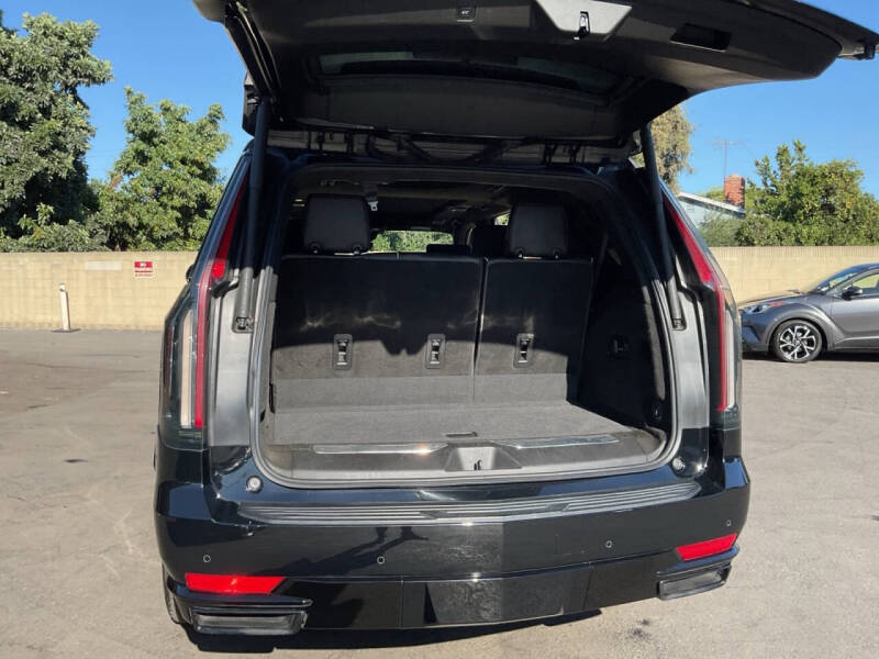 2022 Cadillac Escalade Sport Platinum