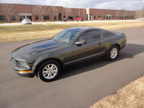 2007 Ford Mustang V6 Deluxe