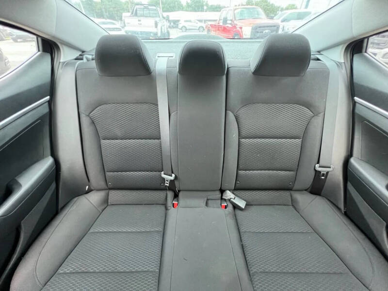 2019 Hyundai Elantra