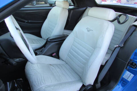 2000 Ford Mustang GT