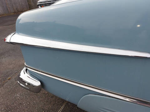 1951 Ford Deluxe