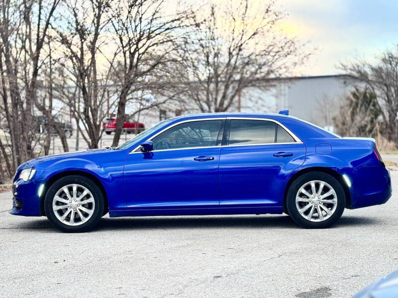 2018 Chrysler 300 Touring