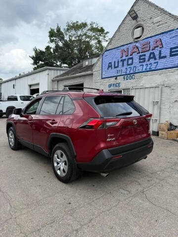 2019 Toyota RAV4 LE